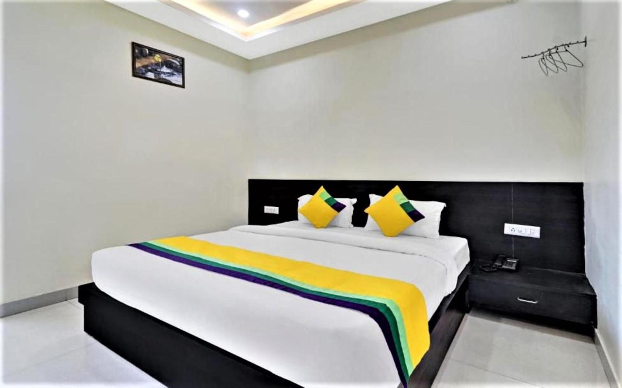 Hotel Ravi Residency Bharatpur Kültér fotó